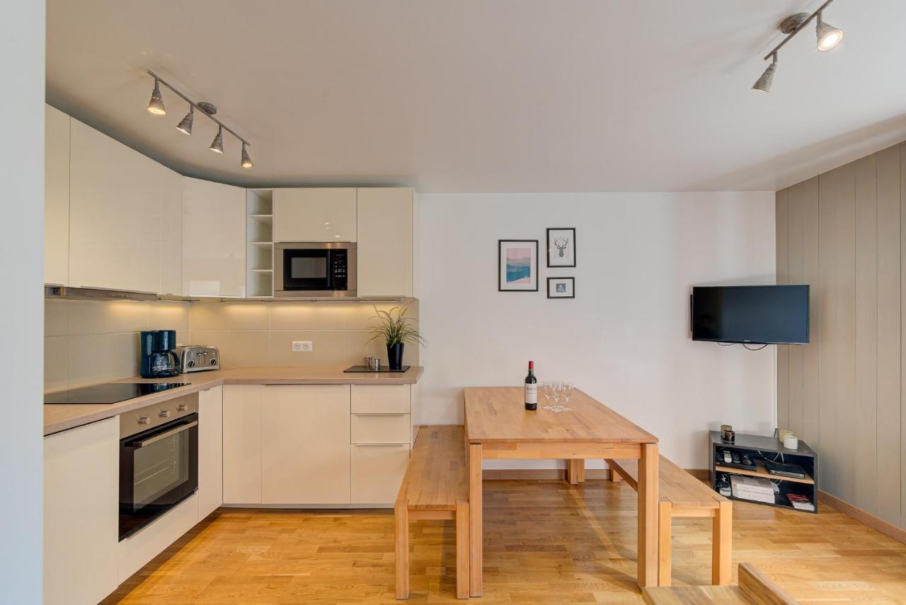 Apartment Fermes Du Montenvers B11 - Alpes Travel - Central Chamonix - Sleeps 4 Exteriör bild